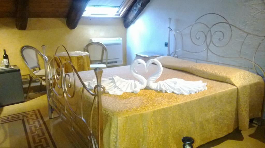 مبيت وإفطار تروبيا Residenza Il Duomo المظهر الخارجي الصورة